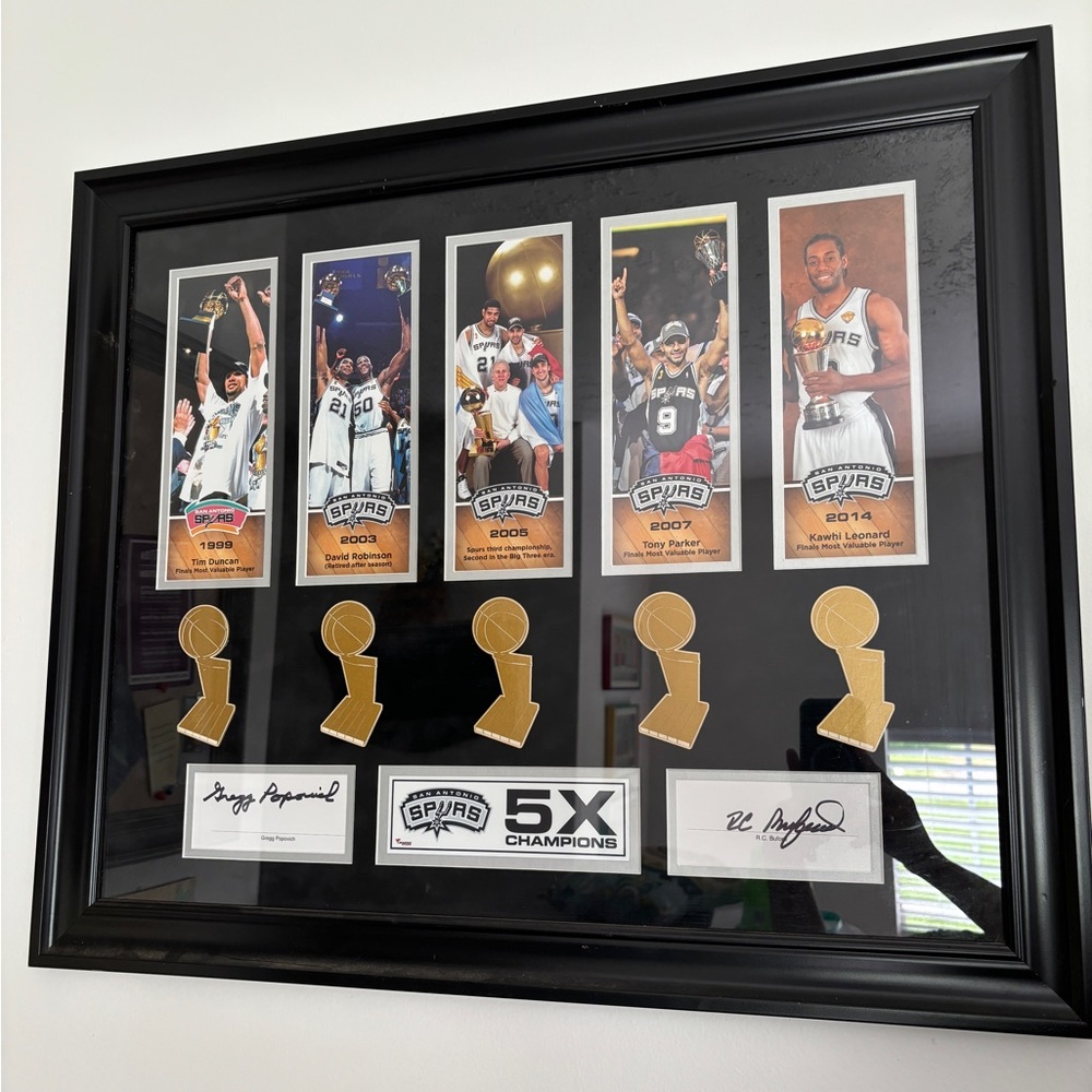 San Antonio Spurs five times champions framed autographed picture